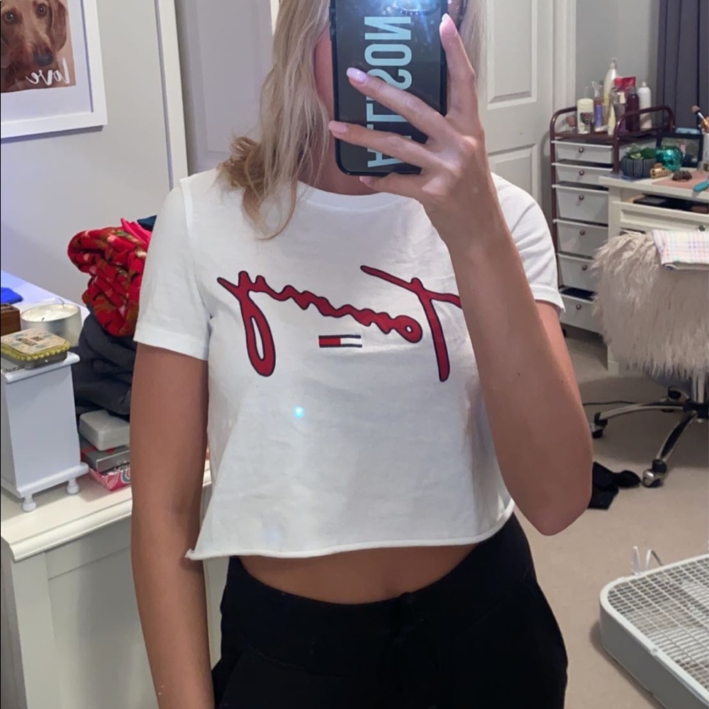 Tommy Hilfiger crop top